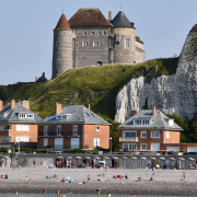 chateau-de-dieppe-depuis-la-mer.jpg